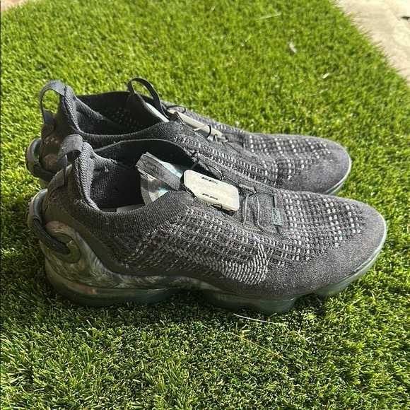 Nike VaporMax 2020 Flynit Dark Grey Mens Size 9.5 - Picture 5 of 8